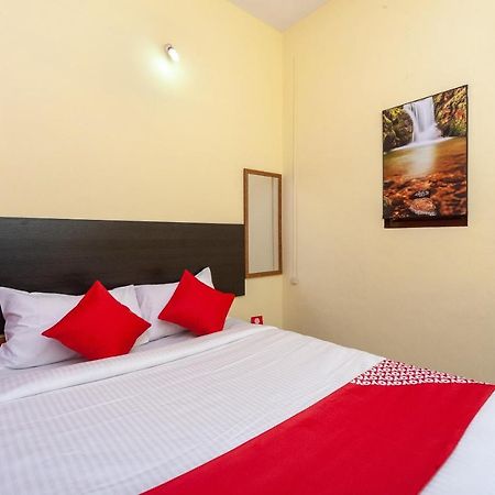 Oyo Flagship 24898 Senthur Murugan Residency Tambaram Ngoại thất bức ảnh