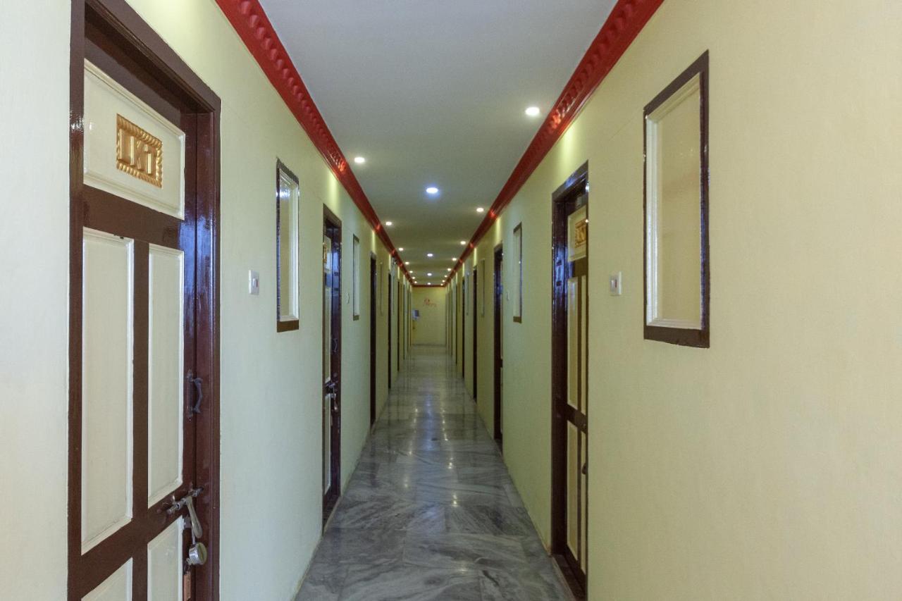 Oyo Flagship 24898 Senthur Murugan Residency Tambaram Ngoại thất bức ảnh