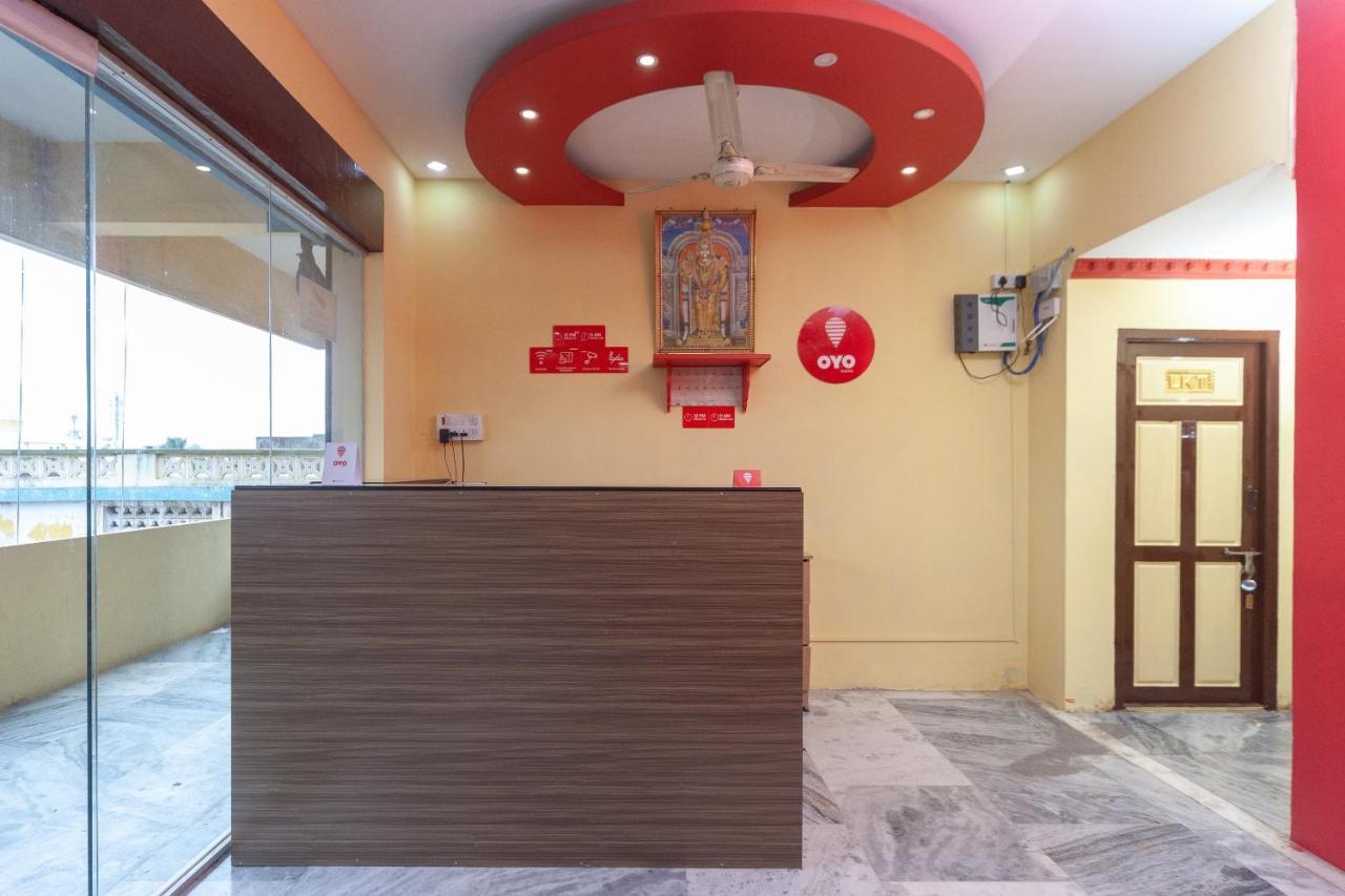 Oyo Flagship 24898 Senthur Murugan Residency Tambaram Ngoại thất bức ảnh
