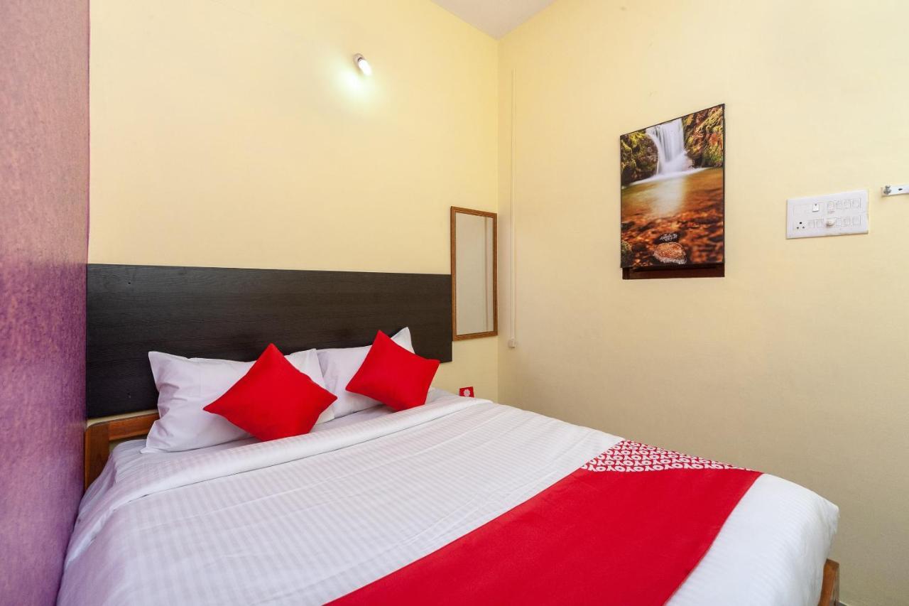 Oyo Flagship 24898 Senthur Murugan Residency Tambaram Ngoại thất bức ảnh