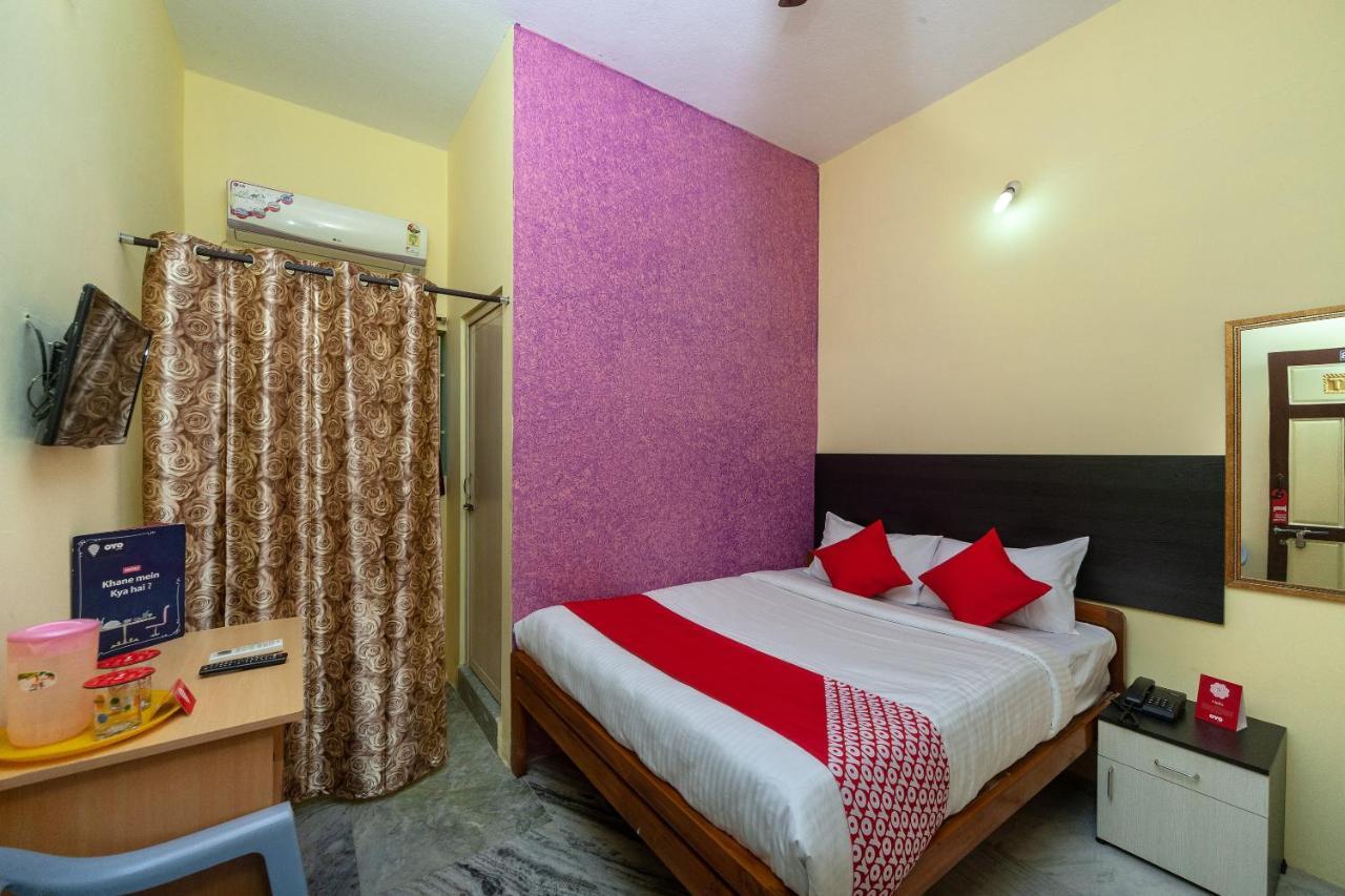 Oyo Flagship 24898 Senthur Murugan Residency Tambaram Ngoại thất bức ảnh