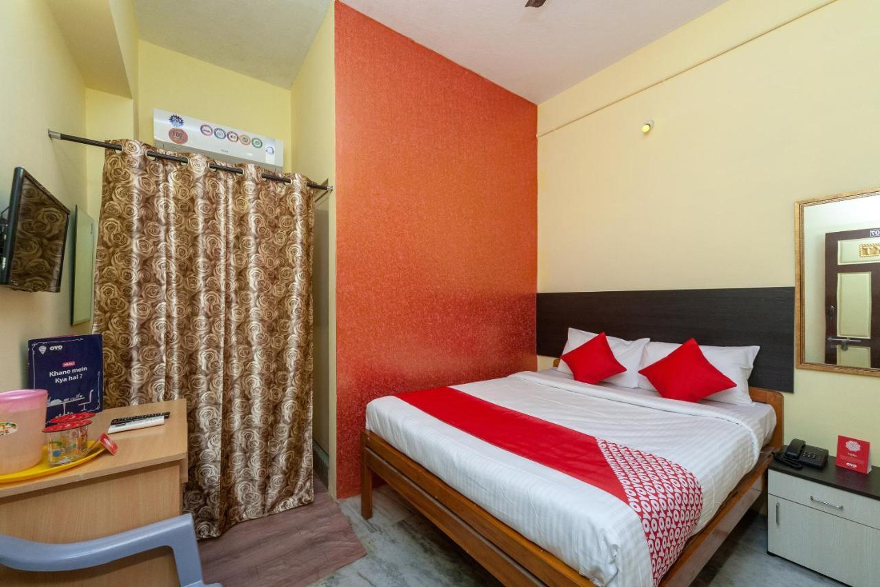 Oyo Flagship 24898 Senthur Murugan Residency Tambaram Ngoại thất bức ảnh