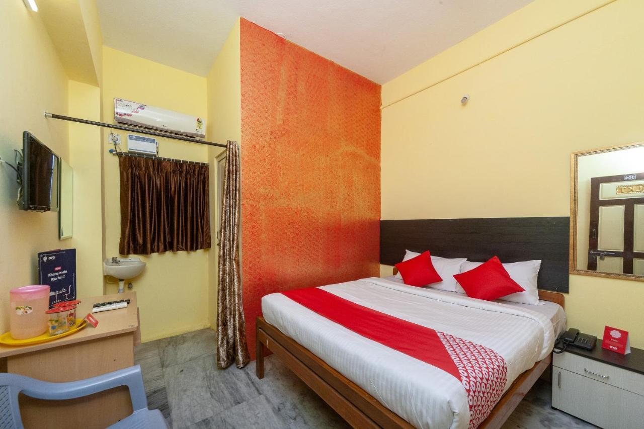 Oyo Flagship 24898 Senthur Murugan Residency Tambaram Ngoại thất bức ảnh