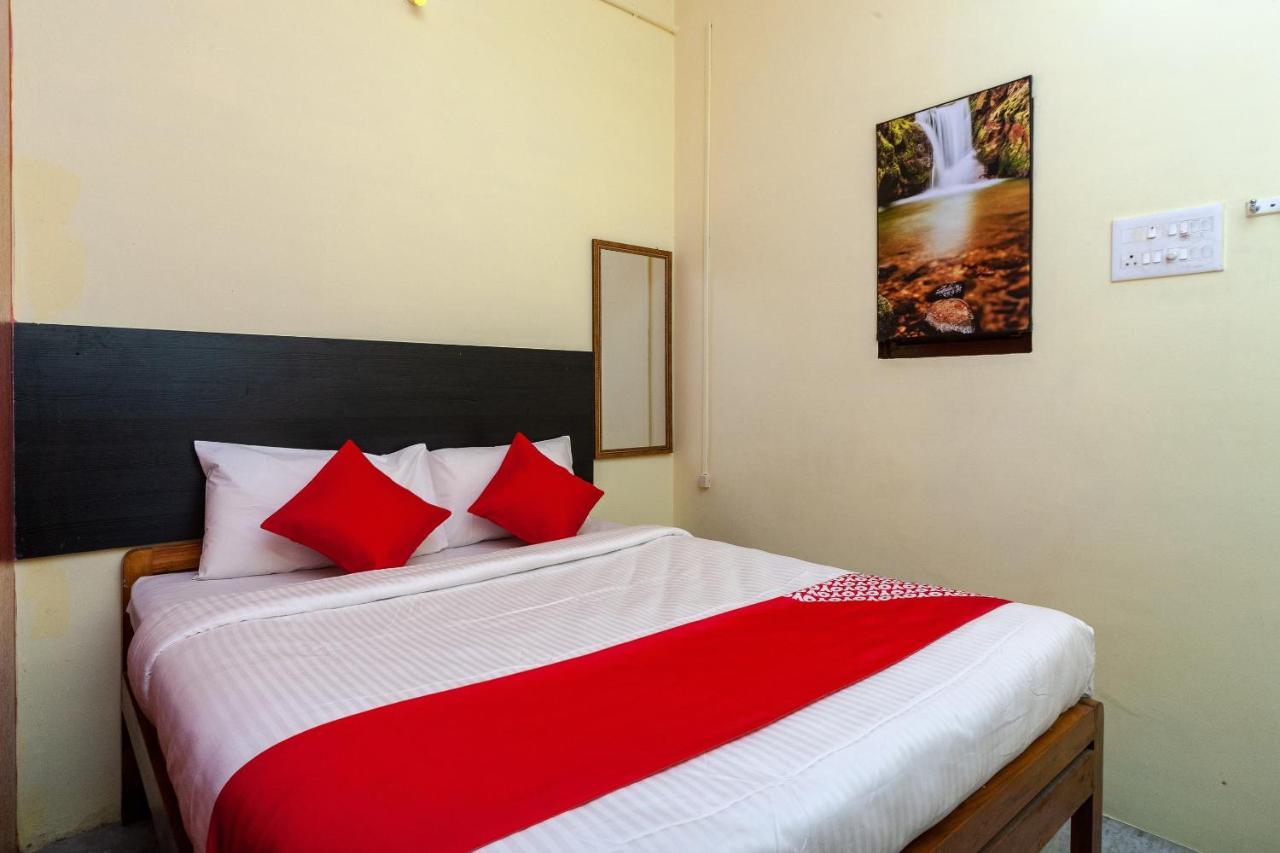 Oyo Flagship 24898 Senthur Murugan Residency Tambaram Ngoại thất bức ảnh